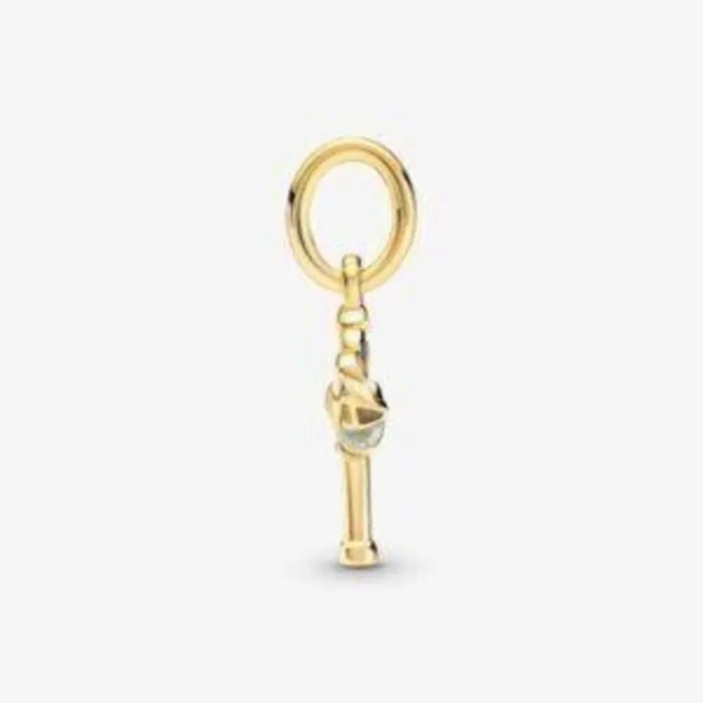 Pandora Harry Potter, Winged Key Pendant